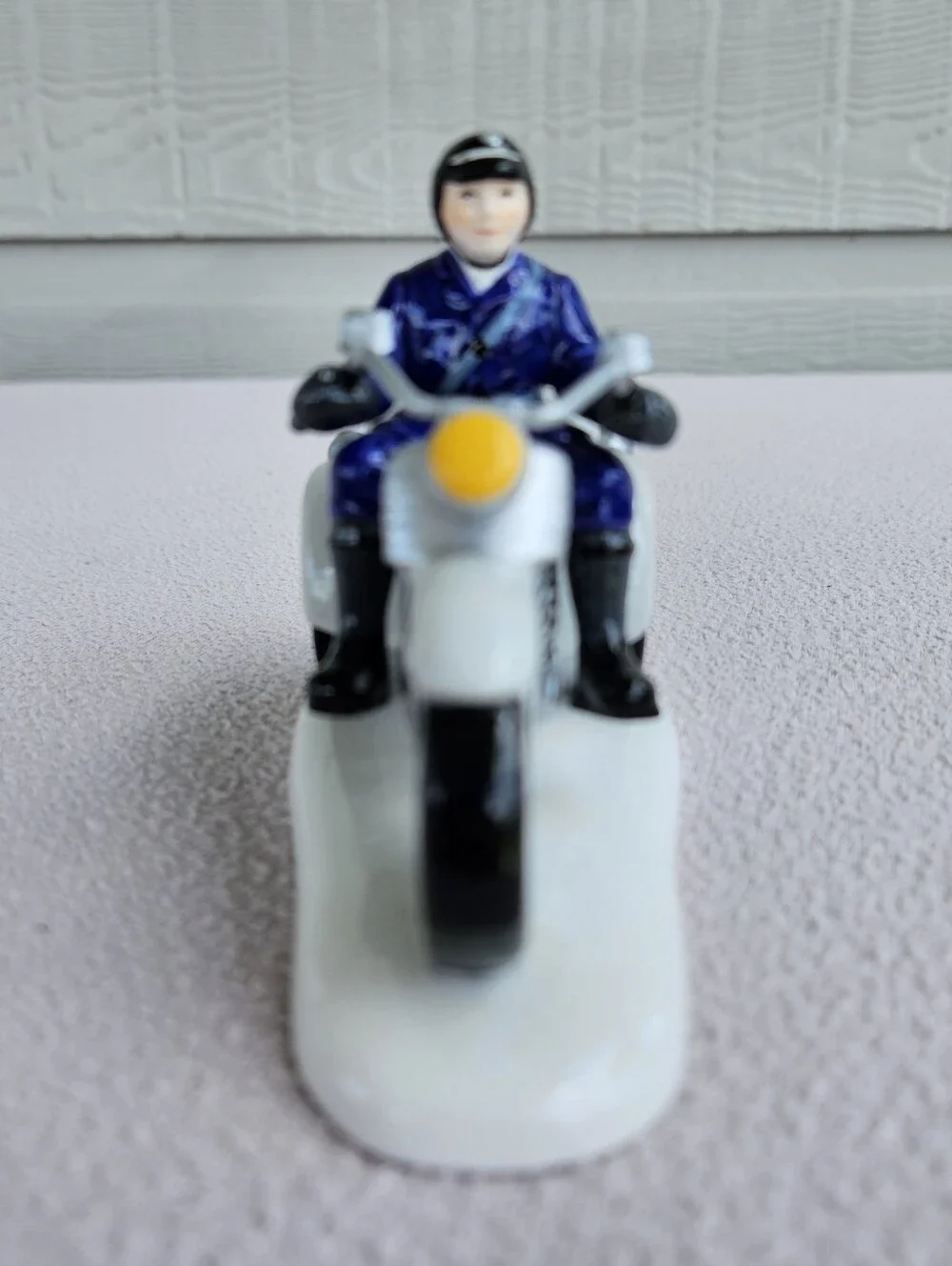 Department 56 Harley Davidson Patrolling The Road 54971 Snow Village Motorcycle
